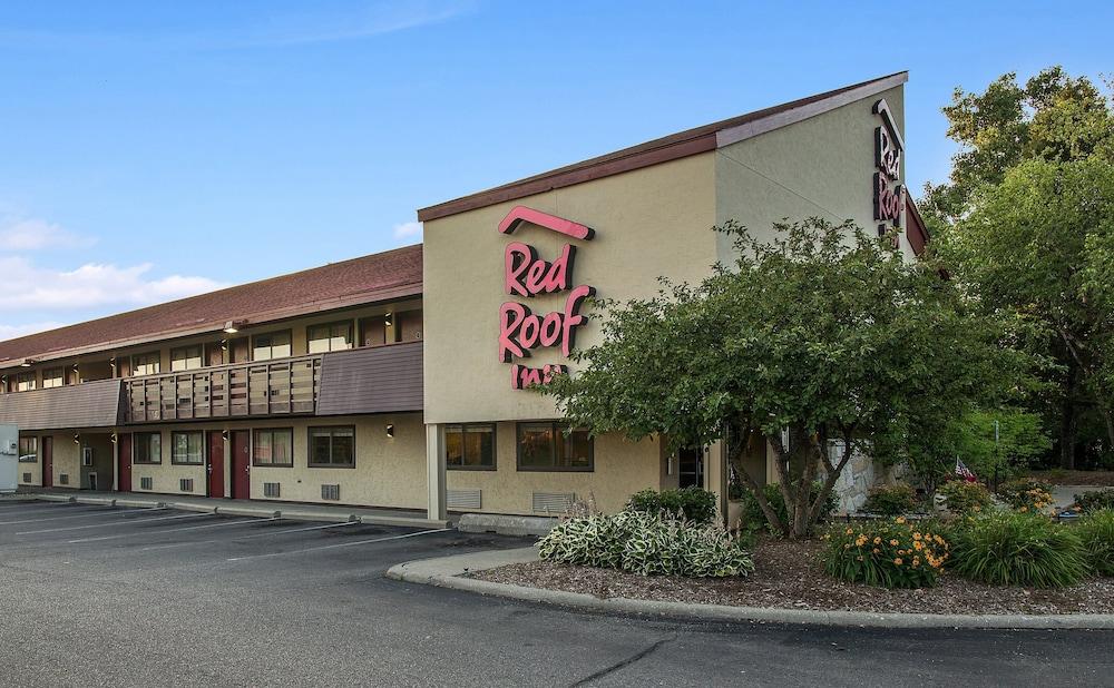 Red Roof Inn Detroit - Dearborn-Greenfield Village Exterior photo